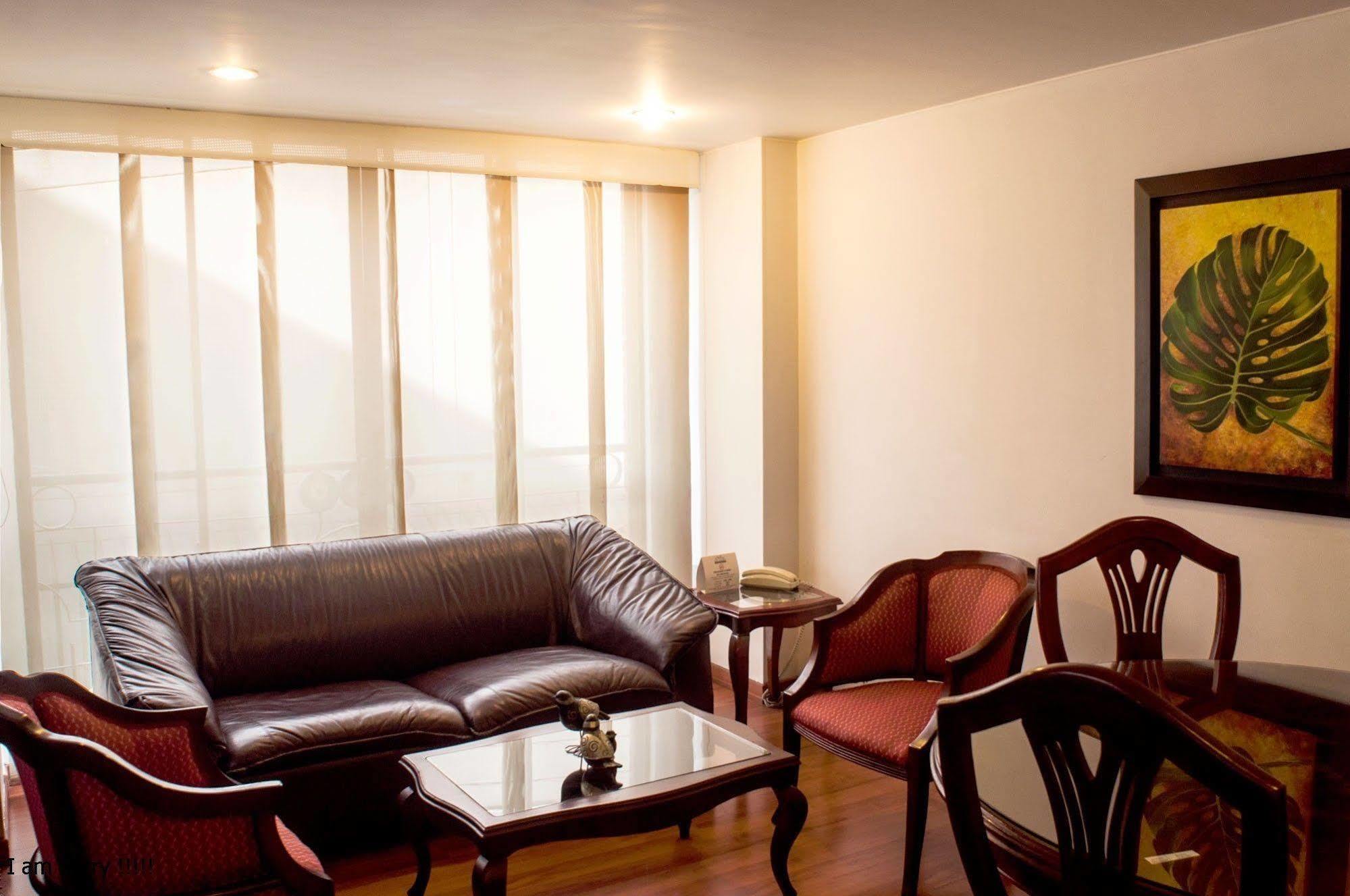Apartaestudios Los Andes โบโกตา ภายนอก รูปภาพ