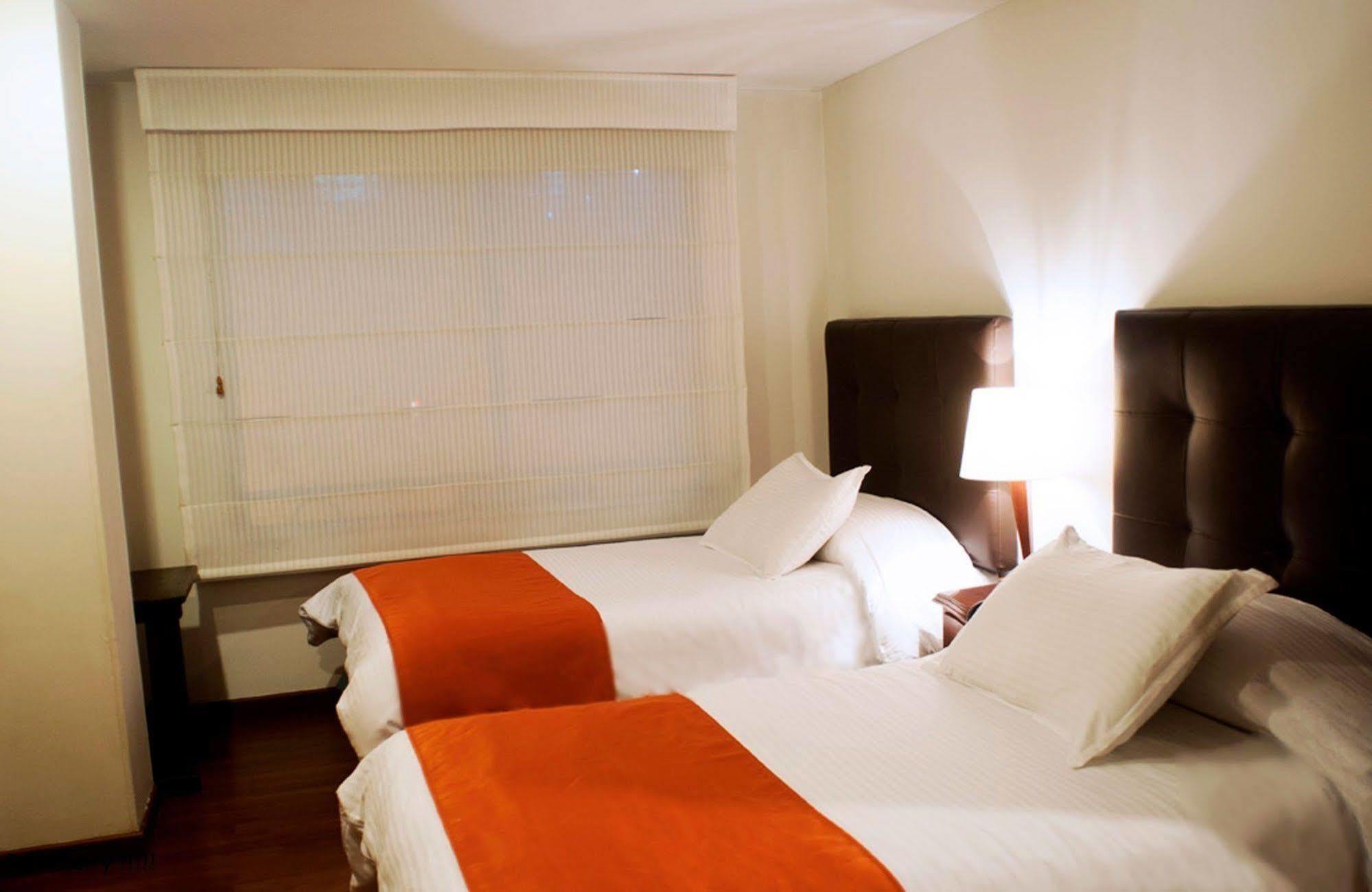 Apartaestudios Los Andes โบโกตา ภายนอก รูปภาพ